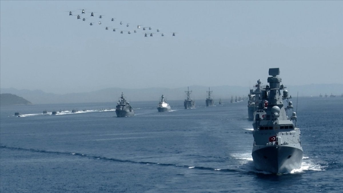 Mavi Vatan-26 başladı: Üç denizde geniş çaplı tatbikat