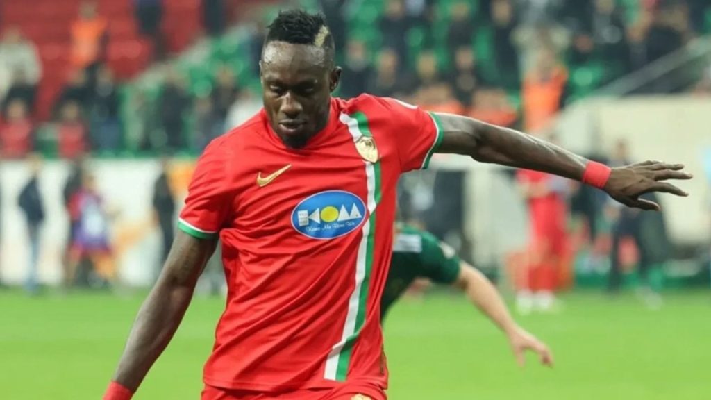 Mbaye Diagne, gol hedefini tutturunca takım arkadaşlarına 2 milyonluk telefon aldı