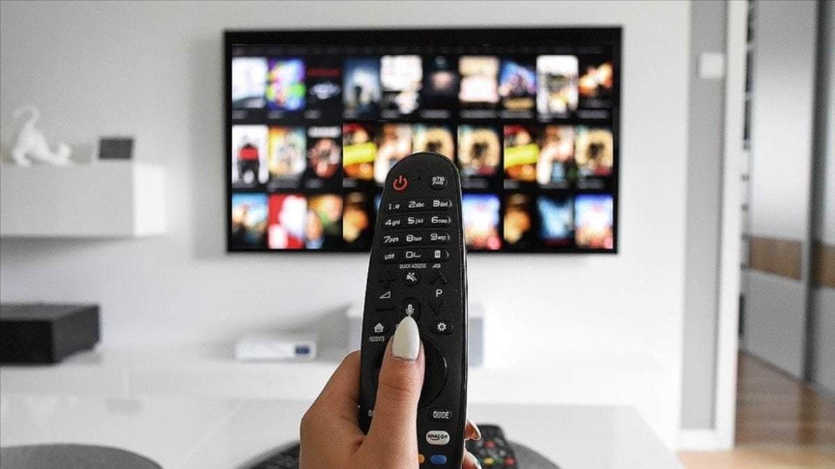 MHP’den gündüz kuşağı programları için yasa teklifi