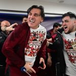 Milli futbolcuların coşkusu! Basın toplantısını bastılar