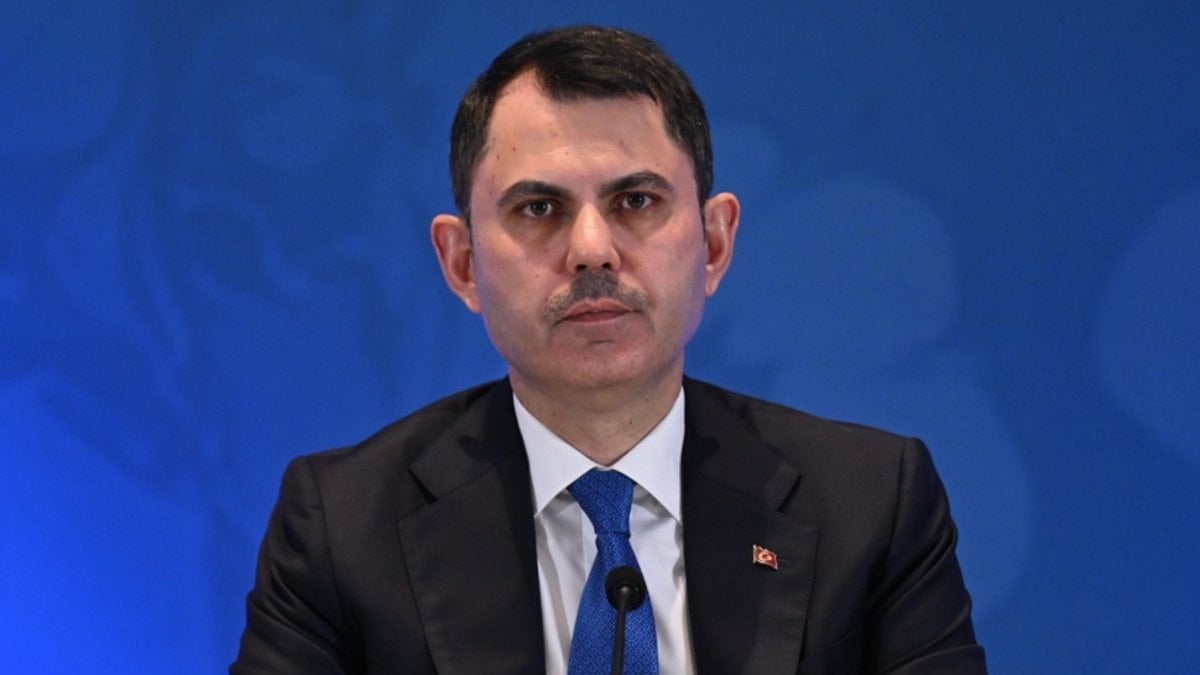 Murat Kurum, Sazlıbosna’daki ‘İlk Evim Projesi’nin sosyal konutlarını paylaştı