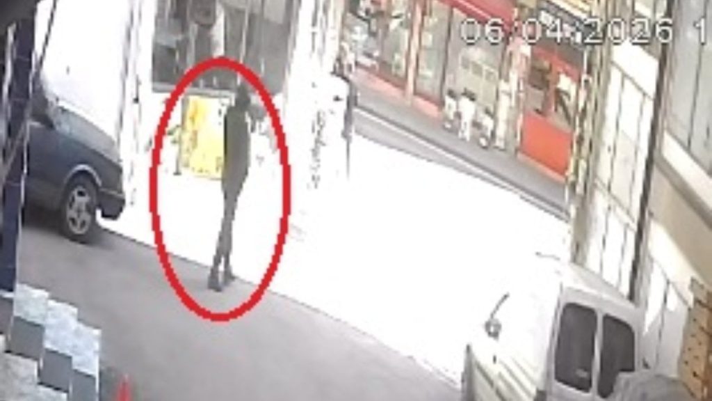 Nevşehir’de bir şahıs sokak ortasında 2 kişiye tabancayla ateş edip kaçtı