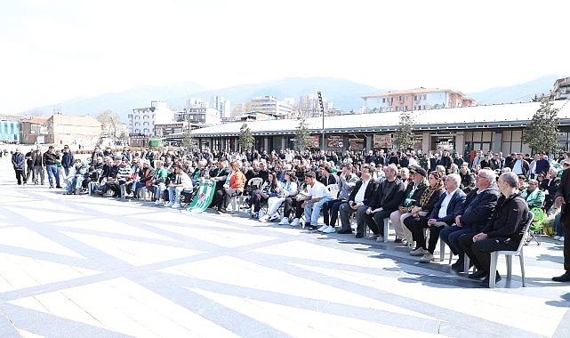 Osmangazi Meydanı’nda Bursaspor Coşkusu Zirve Yaptı