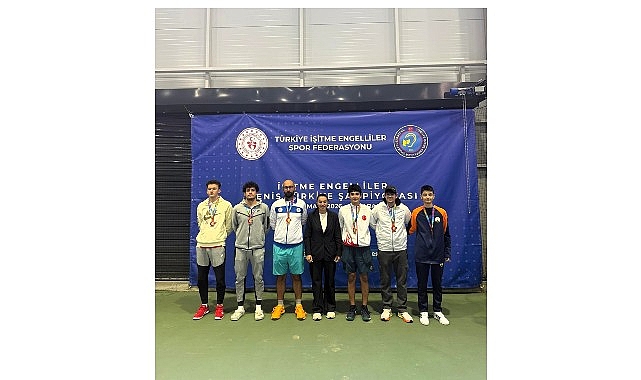 Osmangazi’nin Şampiyon Raketlerinden Büyük Başarı