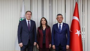 Özgür Özel’den DEM Parti’ye ziyaret