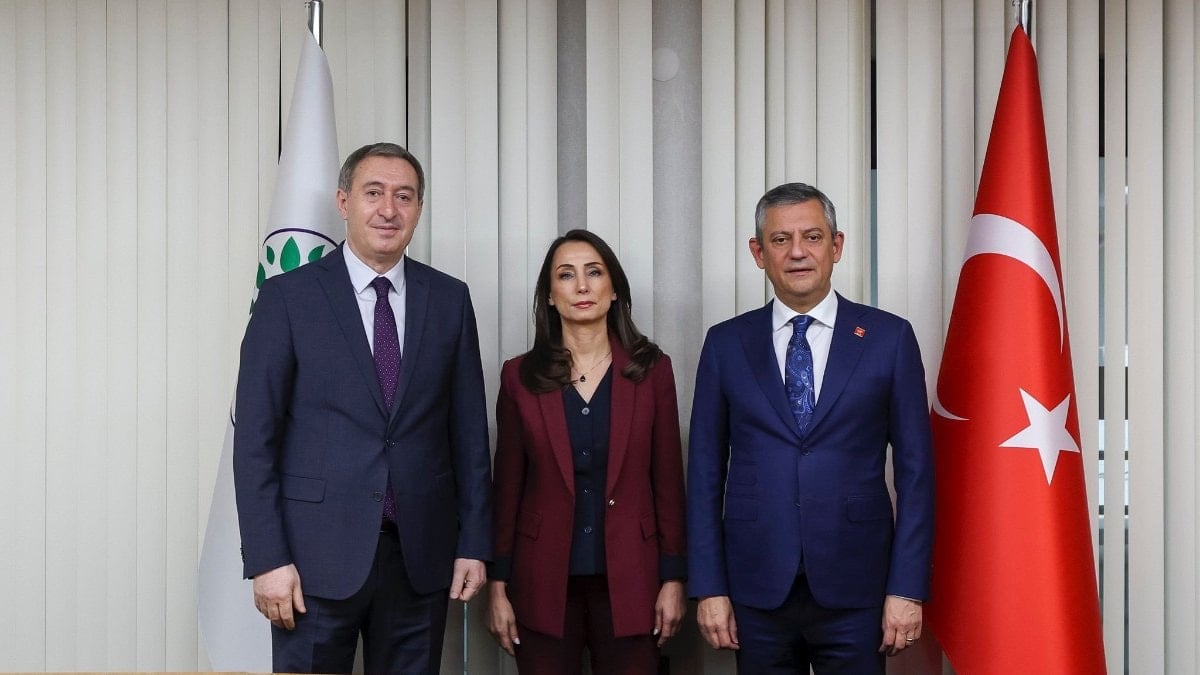 Özgür Özel’den DEM Parti’ye ziyaret