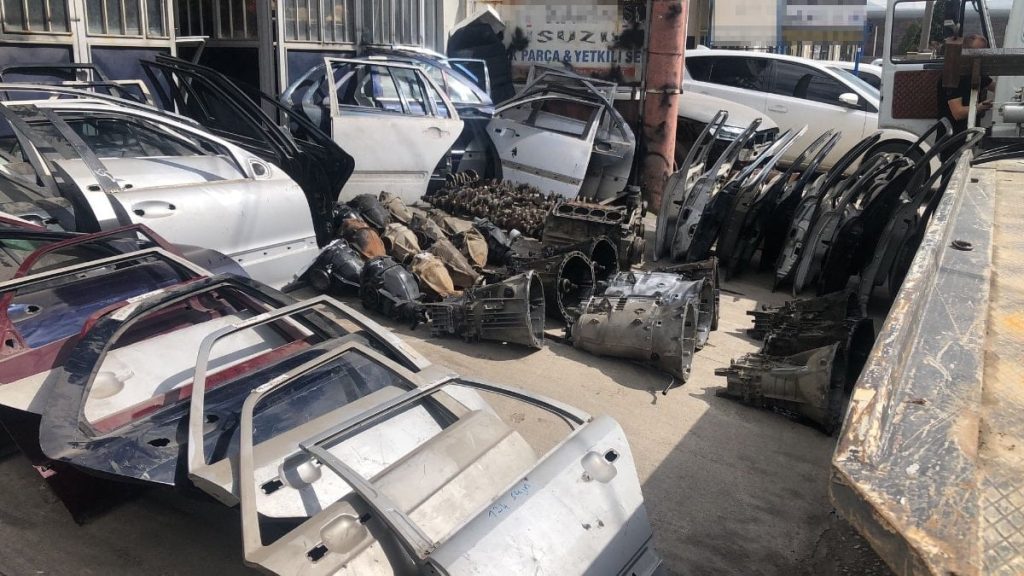 Sakarya’da ‘change’ oto parçası operasyonu: 2 milyonluk zararın önüne geçildi