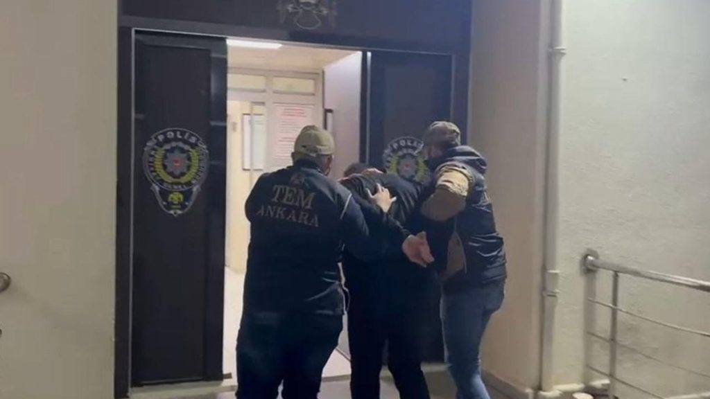 Sarı kategoride aranan darbeci binbaşı Ankara’da yakalandı