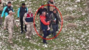 Siirt’te kaybolan 3 yaşındaki çocuk evden 4 kilometre uzakta bulundu