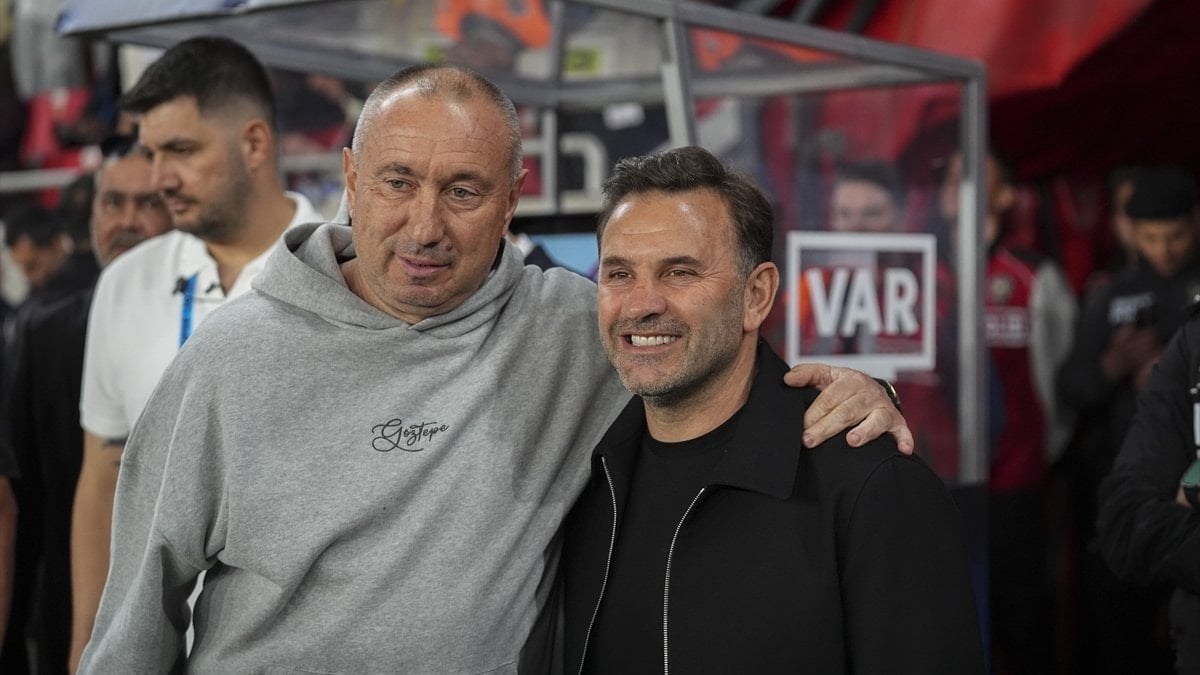Stanimir Stoilov: Duran toplardan gol yediğimiz için mutlu değiliz