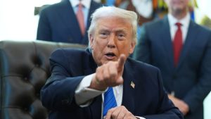 Trump: Hürmüz Boğazı’nı abluka altına alacağız