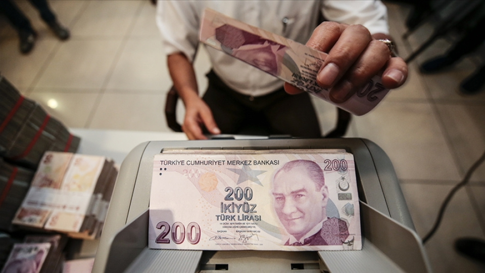 Tüketici kredi büyümesi yavaşladı