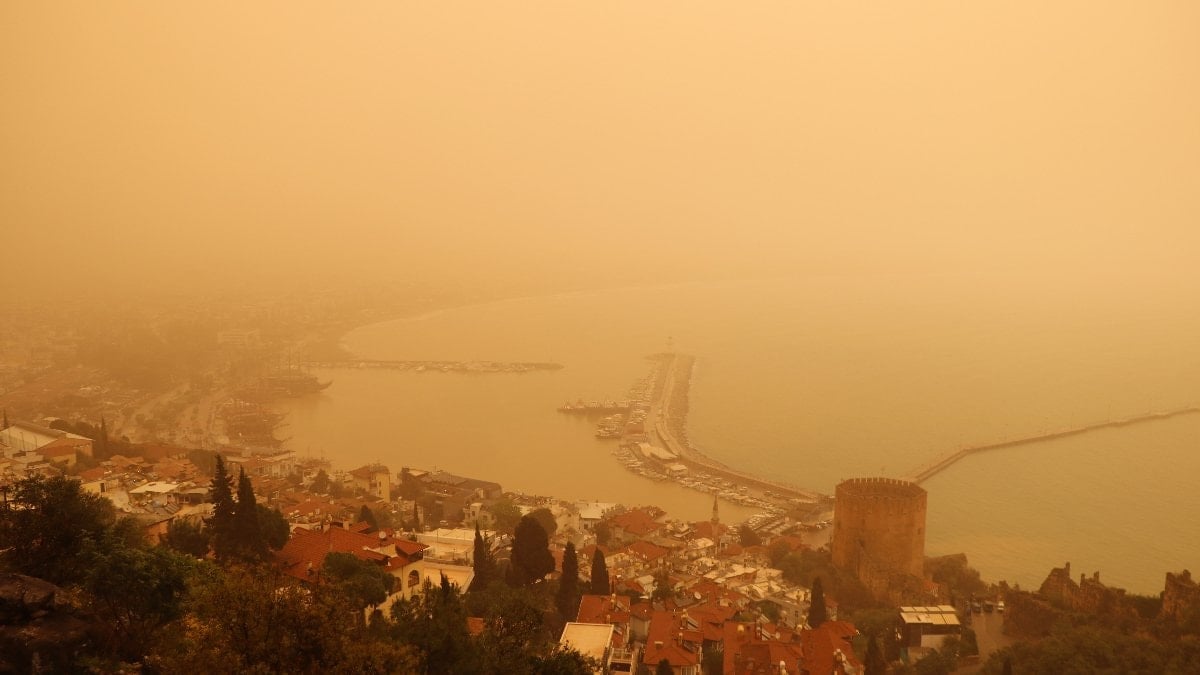 Türkiye genelinde çöl tozu etkili oluyor