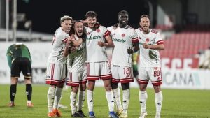 Ümraniyespor, Sakaryaspor’u iki golle geçti