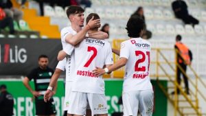 Vanspor FK, Serikspor’a 6 attı!