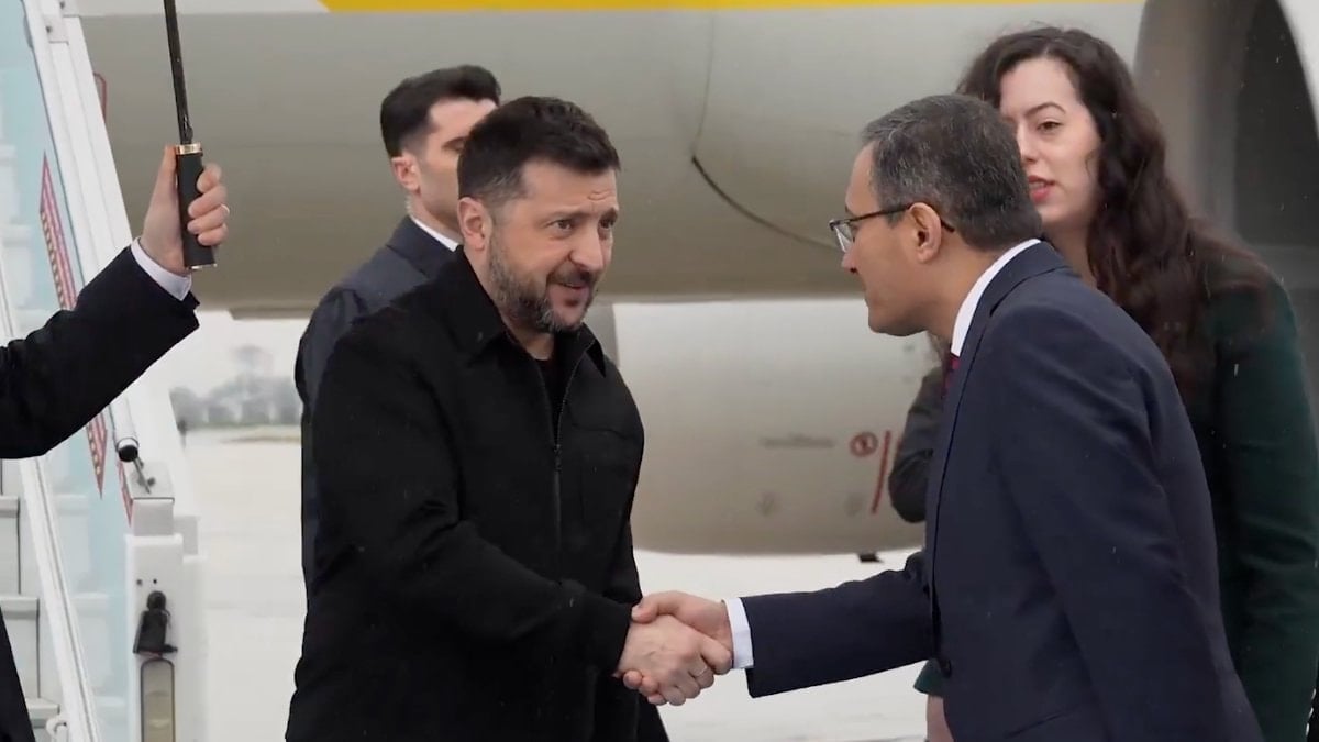Vladimir Zelensky, Cumhurbaşkanı Erdoğan ile görüşmek için İstanbul’a geldi