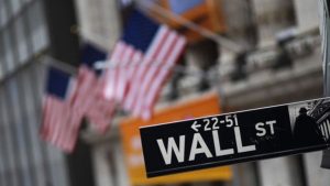 Wall Street’te rekor kâra rağmen beş binden fazla işten çıkarma