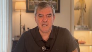 Yılmaz Özdil: CHP’li ünlü siyasetçi açıkça beni tehdit etti