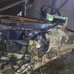 Afyonkarahisar’da bariyerlere çarparak parçalanan otomobilin sürücüsü hayatını kaybetti