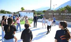 Başkan Topaloğlu’ndan sporculara mangal partisi