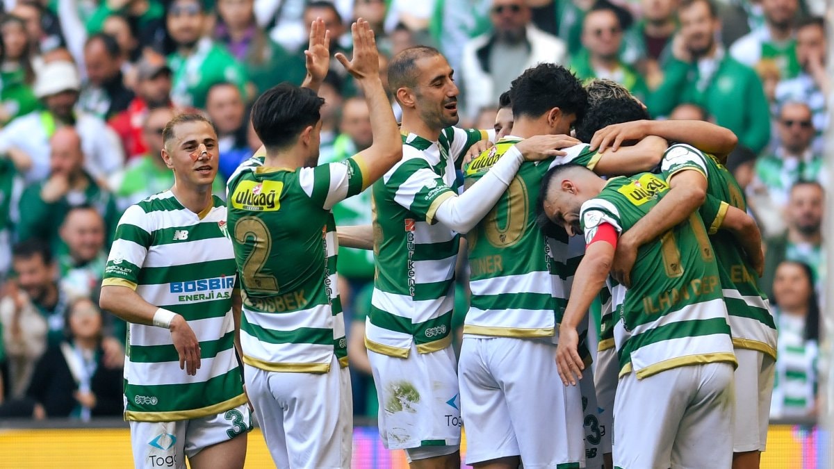 Bursaspor’un yaşamadığı şampiyonluk kalmadı