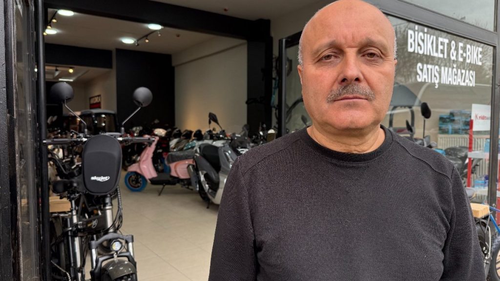 Eskişehir’de 2 bin 600 dolara ‘eski’ deyip 40 TL’den bozmaya çalıştılar: 16 bin TL zarar