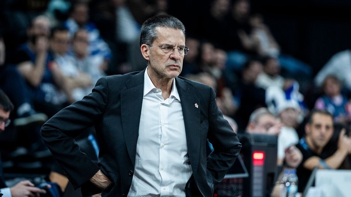 EuroLeague’de yılın başantrenörü Pedro Martinez oldu