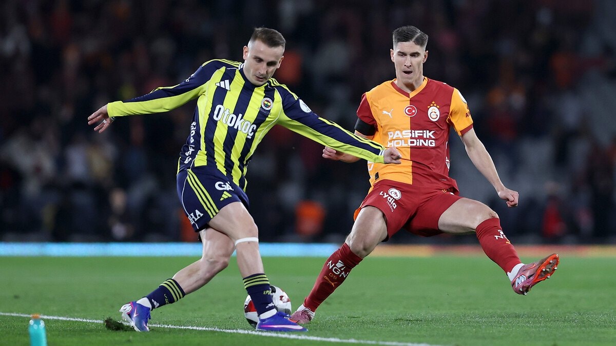 Fenerbahçe, Galatasaray deplasmanında son 10 derbide 1 kez yenildi