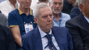 Fenerbahçe’de Yüksek Divan Kurulu toplantısı! Aziz Yıldırım’dan zehir zemberek sözler…
