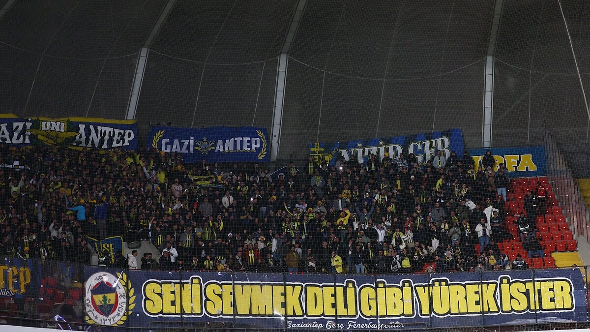 Fenerbahçe’den Galatasaray derbisinin deplasman biletleriyle ilgili bilgilendirme