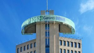 Garanti Bankası’nın net kârı beklentileri aştı