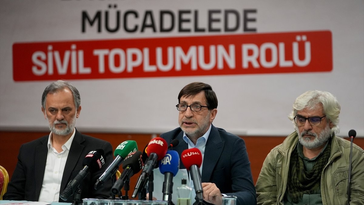 İHH raporu: Bağımlılık yaşı 13’e düştü