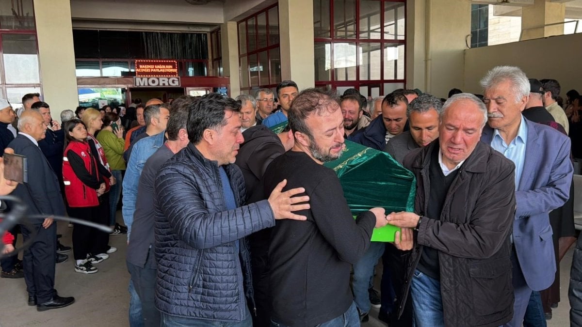 Kahramanmaraş’ta okul saldırısında hayatını kaybedenlerin cenazeleri ailelerine teslim ediliyor