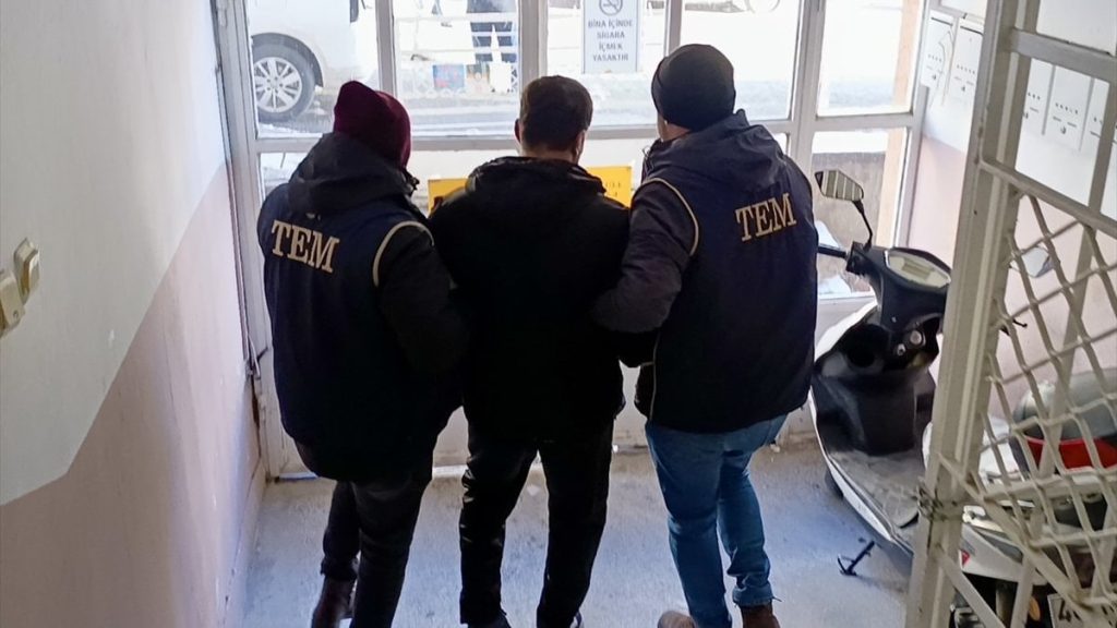 Kırşehir’de DEAŞ operasyonu: 7 gözaltı