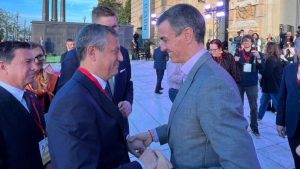 Özgür Özel’in Pedro Sanchez hayranlığı