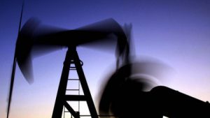 Petrol ABD-İran çatışmasının alevlenmesiyle yükseldi