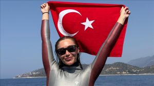 Şahika Ercümen, AIDA Dünya Serbest Dalış Kupası’nda mücadele ediyor
