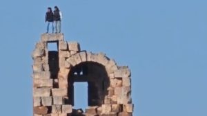 Şanlıurfa’nın 2 bin yıllık Yakup Manastırı’nda tepki çeken halay
