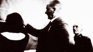Tarihte iz bırakmış liderlerin imzaları: Atatürk’ün 5 imzası daha var