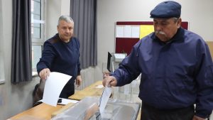 Trakya’daki çifte vatandaşlar, Bulgaristan’daki seçim için sandık başında