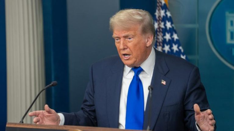 Trump, İran’ın “askeri anlamda” yenildiğini savundu