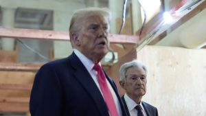 Trump, Powell’ın yönetim kurulunda kalıp kalmamasını umursamadığını söyledi