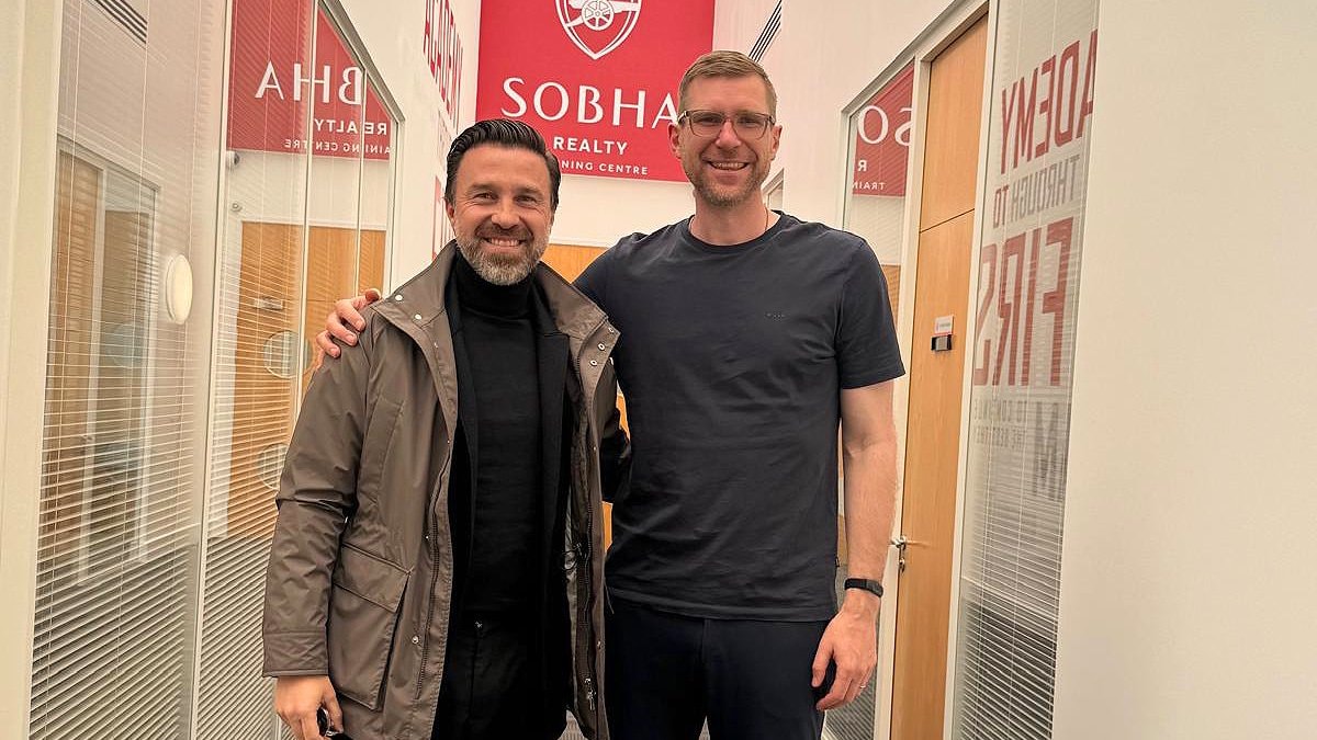 Uğur İnceman, Arsenal Akademisi’ni ziyaret etti