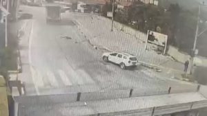 Zonguldak’ta 19 yaşındaki Aysu kamyon çarpması sonucu hayatını kaybetti