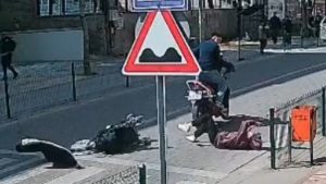 Zonguldak’ta yaya geçidinde anne ve bebeğine motosiklet çarptı